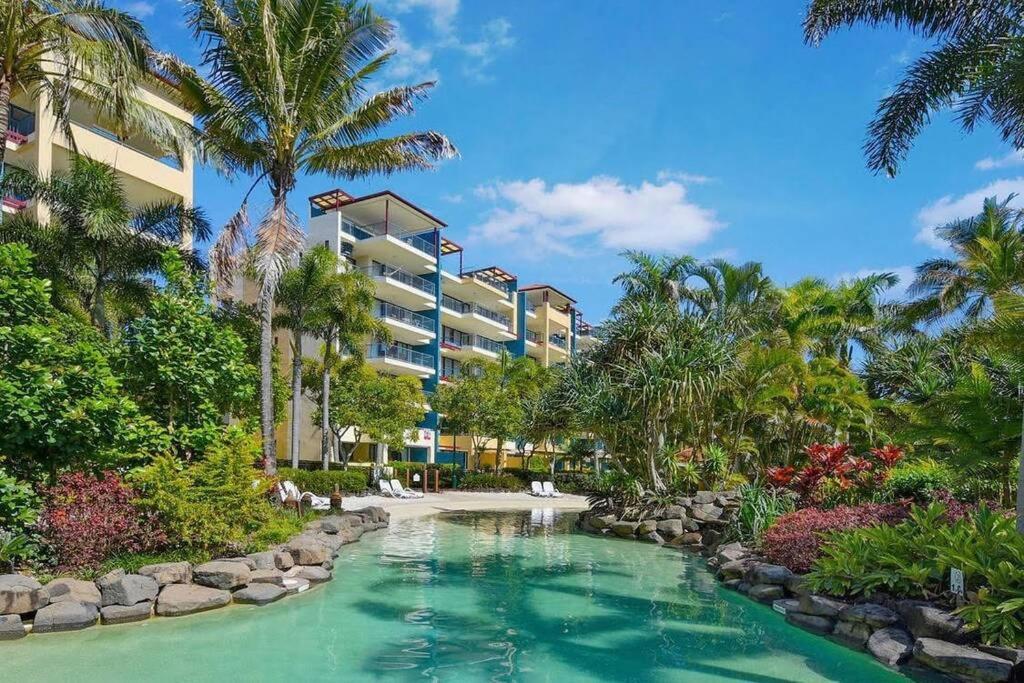 Alexandra Headland Resort With Stylish Stays Esterno foto
