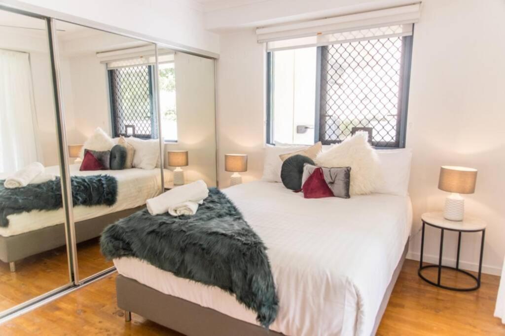 Alexandra Headland Resort With Stylish Stays Esterno foto