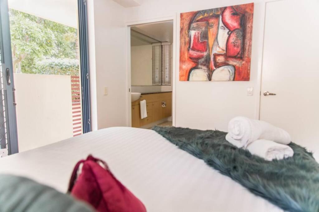 Alexandra Headland Resort With Stylish Stays Esterno foto
