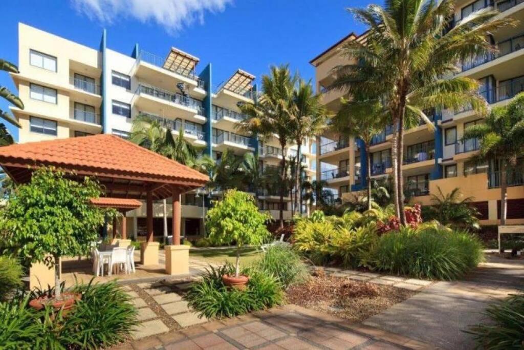 Alexandra Headland Resort With Stylish Stays Esterno foto