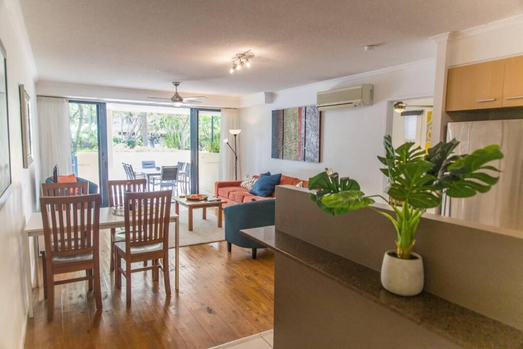 Alexandra Headland Resort With Stylish Stays Esterno foto